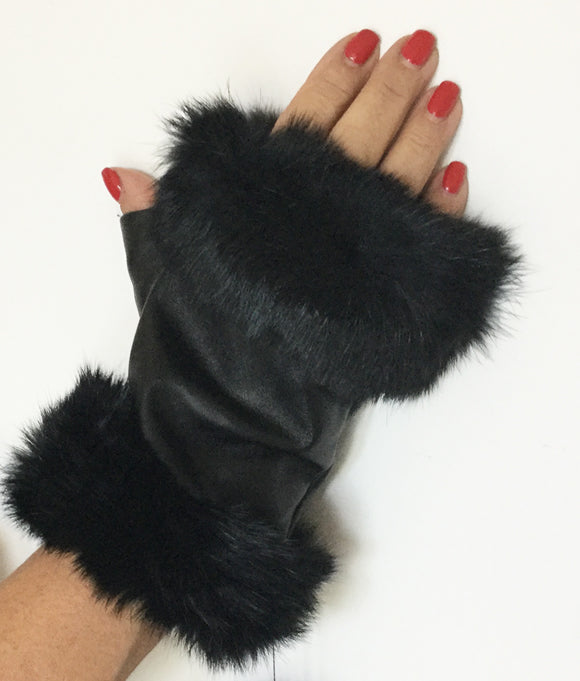 Fingerless, fur trimmed leather glove